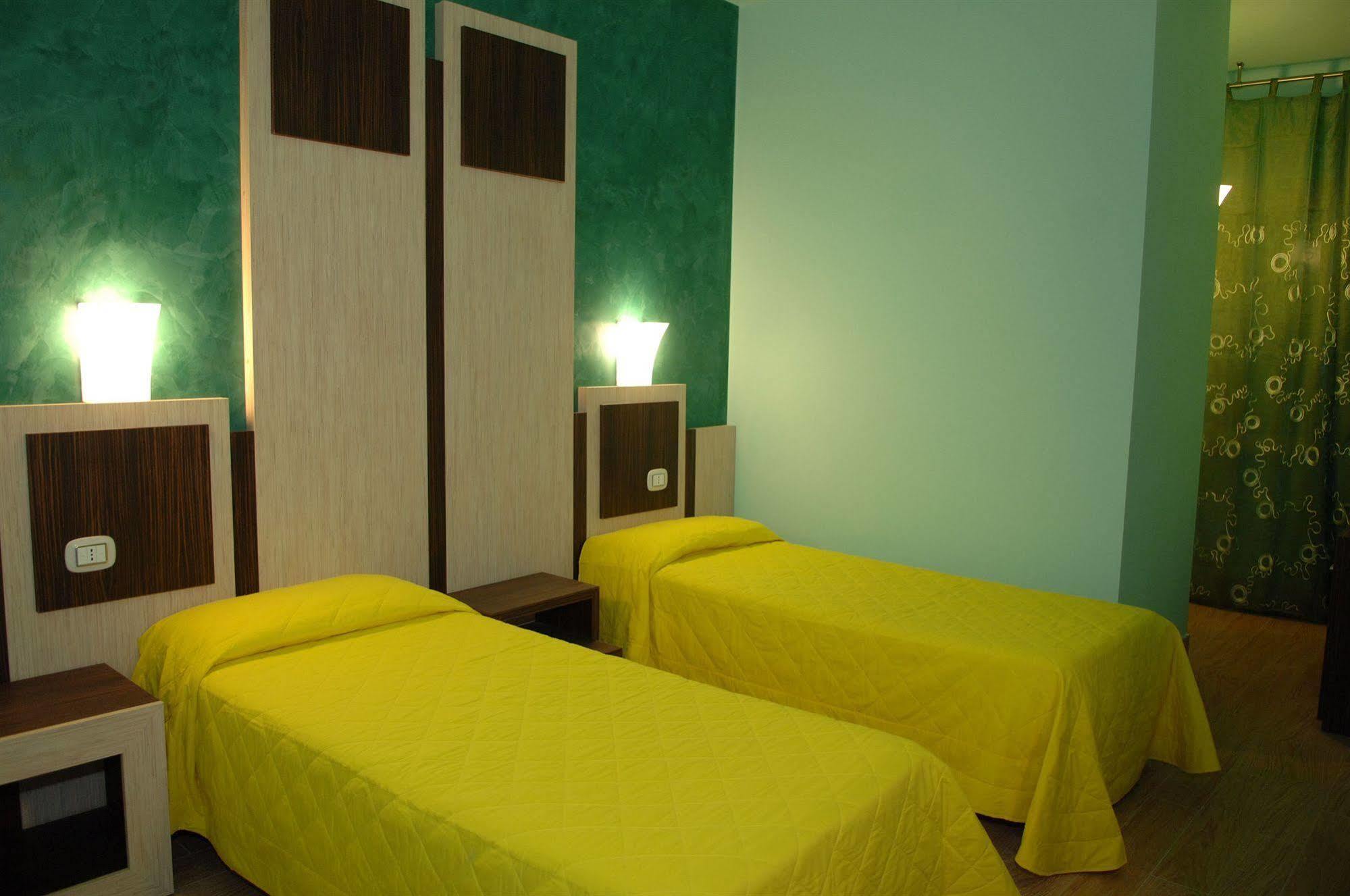 Hotel La Rosa Dei Venti Monte San Giusto Екстер'єр фото