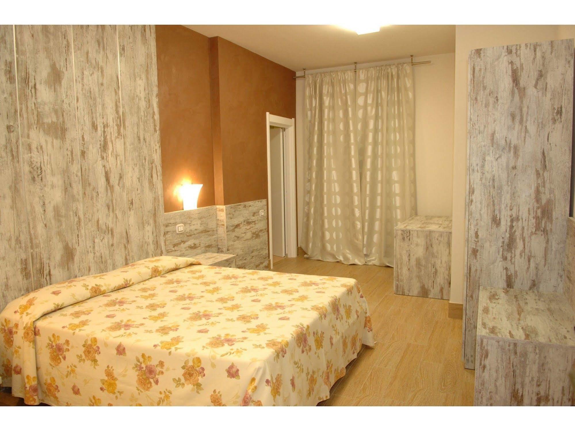 Hotel La Rosa Dei Venti Monte San Giusto Номер фото