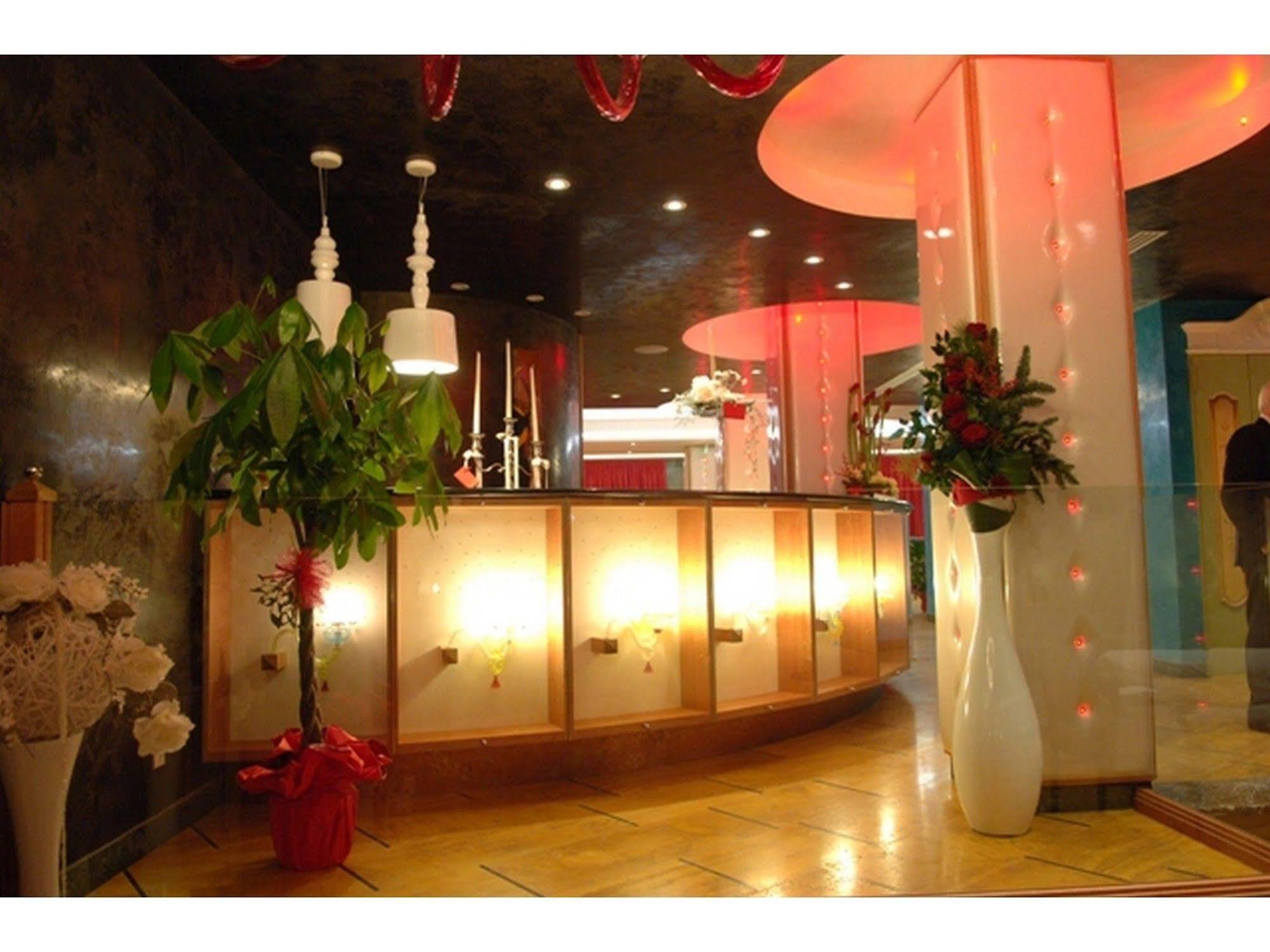 Hotel La Rosa Dei Venti Monte San Giusto Інтер'єр фото